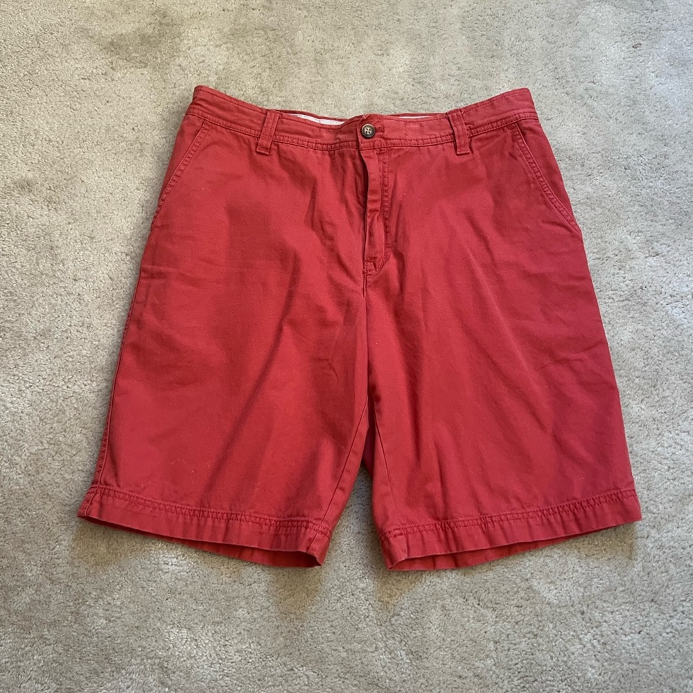Izod Men's Flat Front Salmon Shorts